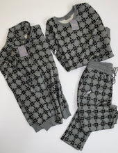 Load image into Gallery viewer, FOREIGNA Diamond-Eye Checkered Jogger Set - Grey/Black